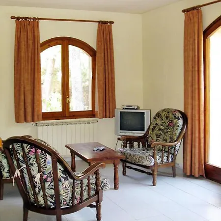 Holiday Pineda 102 - Pal260 Holiday home *